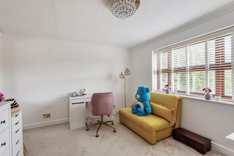 55 Albemarle Park, Beckenham, BR3 5XG