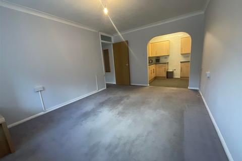 1 bedroom flat for sale - Chatsworth Place, Mitcham, Surrey