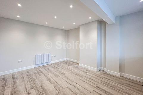 2 bedroom flat to rent, Mottingham Road, London SE9
