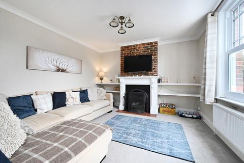 3 bedroom cottage for sale, Denbigh Road, Hooe, TN33