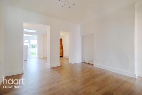 4 bedroom terraced house to rent, Feltham Road, Mitcham