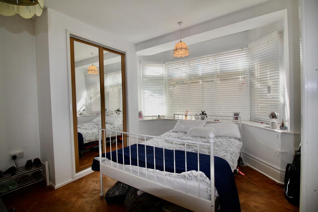 Apartment in Bournemouth - More