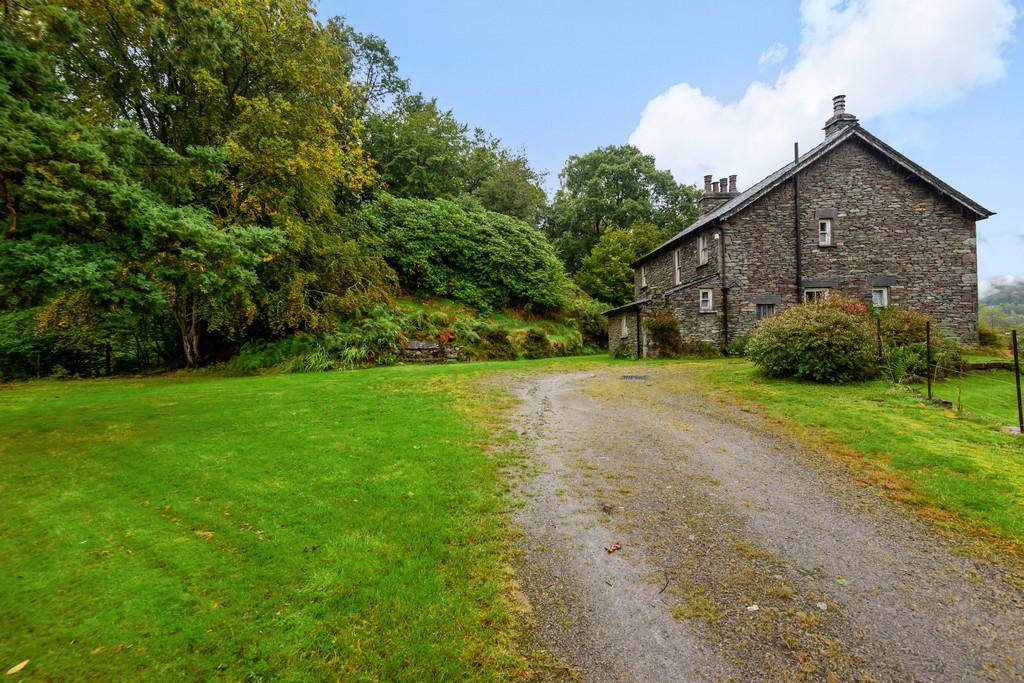 Side Elevation from Private Driveway