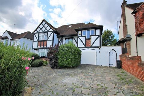 4 bedroom detached house for sale, Pampisford Road, Purley