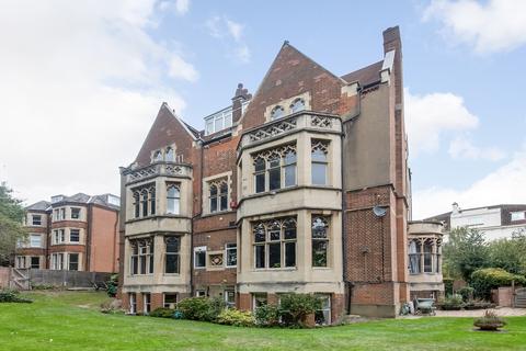 Flat 1, 69 Crystal Palace Park Road, London, SE26 6UT