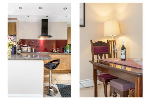Flat 1, 69 Crystal Palace Park Road, London, SE26 6UT