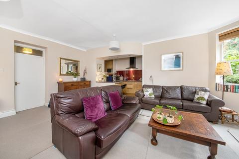 Flat 1, 69 Crystal Palace Park Road, London, SE26 6UT