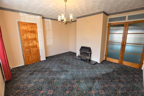 3 bedroom semi-detached house for sale - Fairfield Crescent, Llantwit Major, Vale of Glamorgan, CF61 2XJ