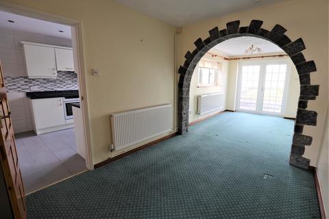 3 bedroom semi-detached house for sale - Fairfield Crescent, Llantwit Major, Vale of Glamorgan, CF61 2XJ