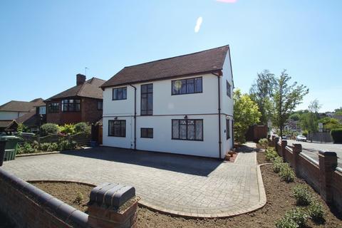 4 bedroom detached house for sale - Beresford Drive, Woodford Green