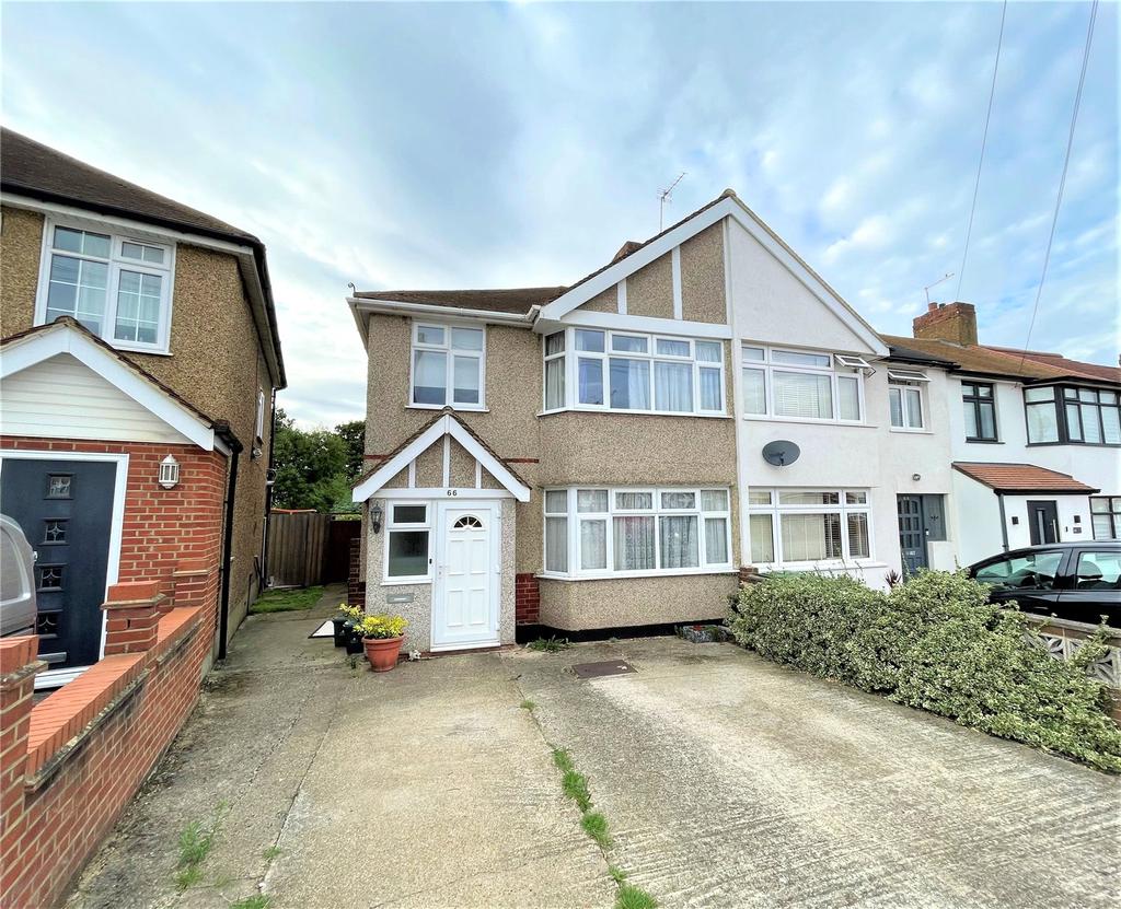 Denecroft Crescent, Uxbridge, Greater London, UB10 3 bed semidetached
