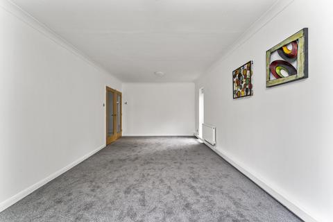 Flat 5, 23 Aldersbrook Road, London, E12 5HH