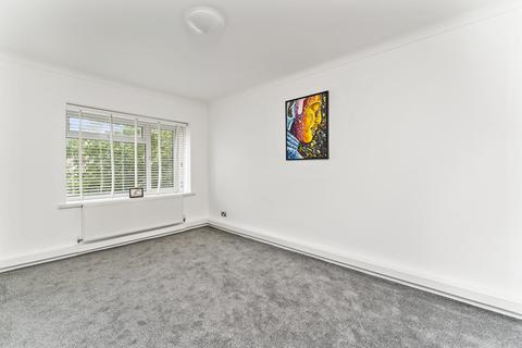 Flat 5, 23 Aldersbrook Road, London, E12 5HH