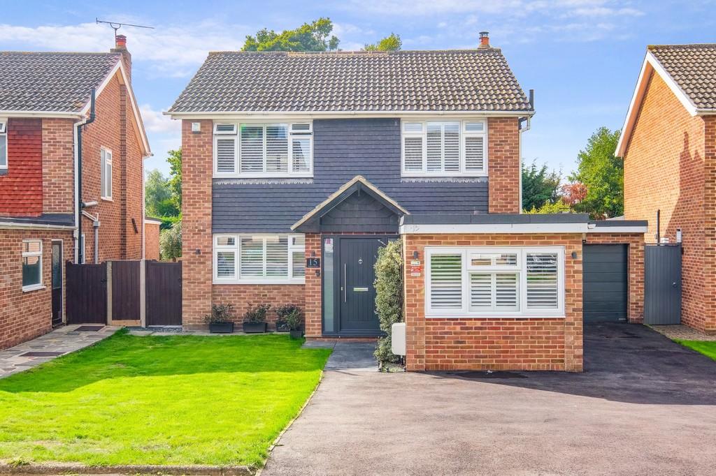 Highwood Drive, Orpington 4 bed detached house £1,145,000