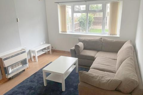 2 bedroom terraced house to rent - Blacketts Walk , Clifton