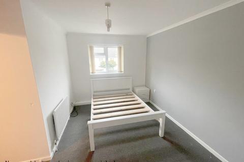 2 bedroom terraced house to rent, Blacketts Walk , Clifton