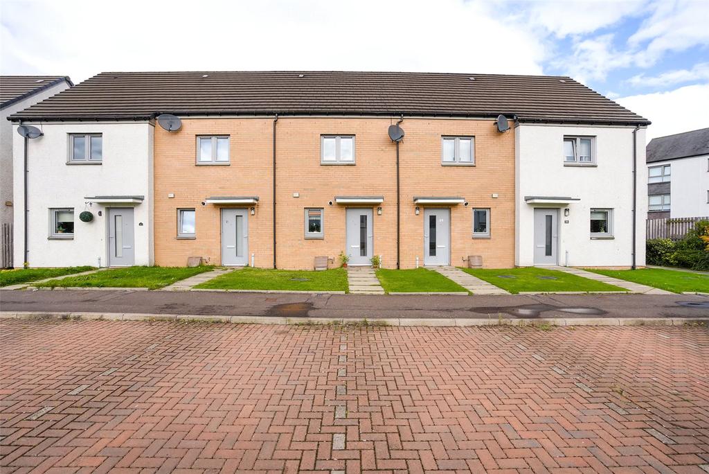 27 Huntly Crescent, Stirling, FK8 2 bed terraced house £143,000
