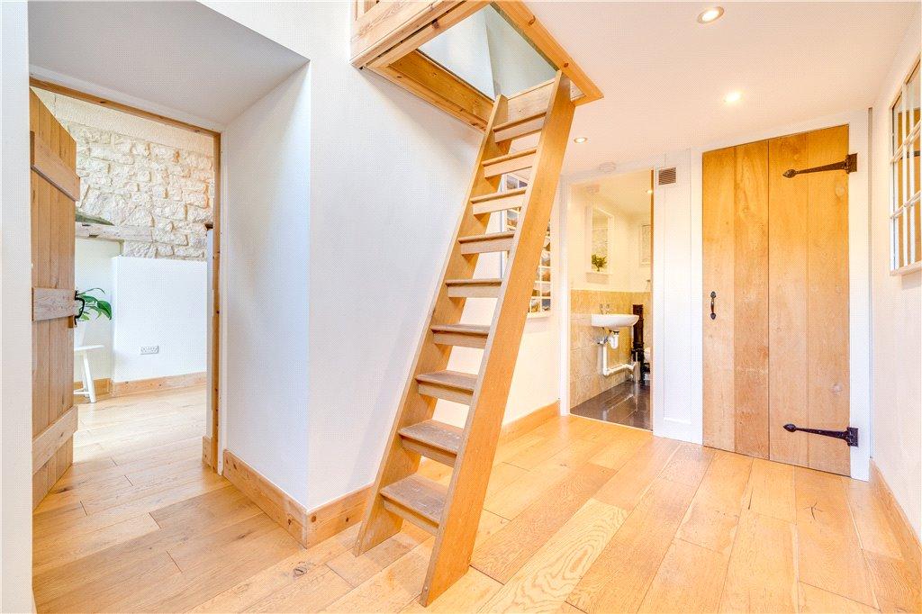 Hall &amp; Mezzanine
