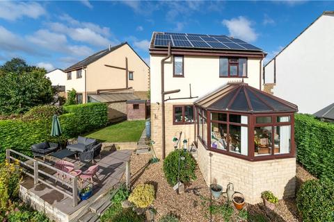 16 Millbeck Close, Bradford, BD8 0EZ
