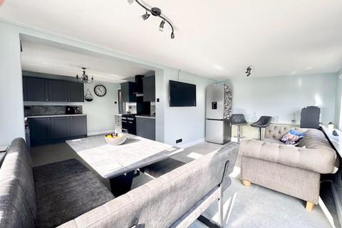 4 bedroom detached bungalow for sale, BRIXHAM COURT, SCARTHO, GRIMSBY