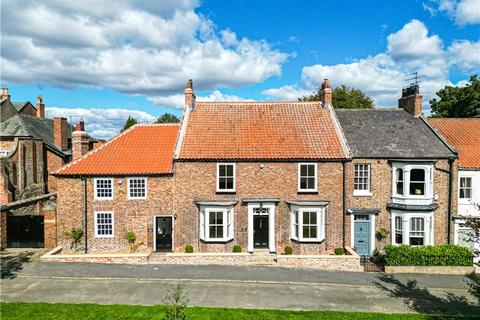 8 bedroom end of terrace house for sale - Red House, Rose & Stable Cottage, The Green, Hurworth, Nr Darlington, DL2