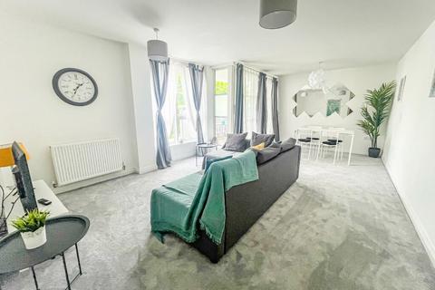 2 bedroom flat for sale - Watkin Road, Leicester, LE2