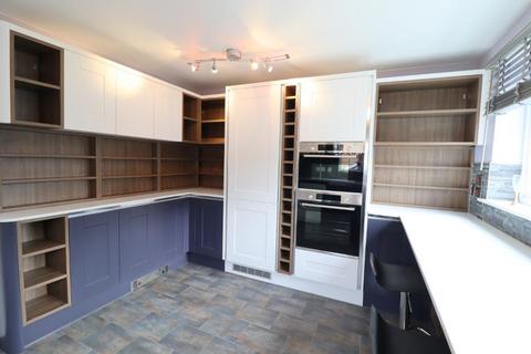6 Laxton Close, Luton, LU2 8SJ