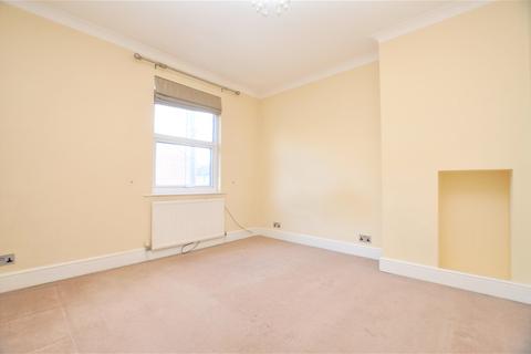 2 bedroom terraced house to rent - South Primrose Hill, Chelmsford, CM1