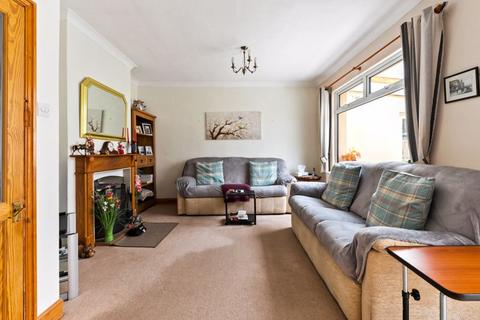 40 Woodend, Sutton, SM1 3LJ