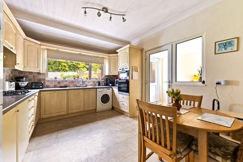 40 Woodend, Sutton, SM1 3LJ