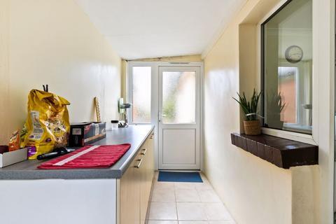 40 Woodend, Sutton, SM1 3LJ