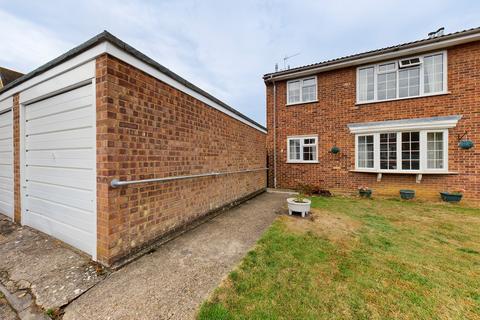2 bedroom ground floor maisonette for sale - King Georges Close, Hitchin, SG5