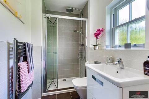2 Mobbs Close, Stoke Poges, Slough, SL2 4FF