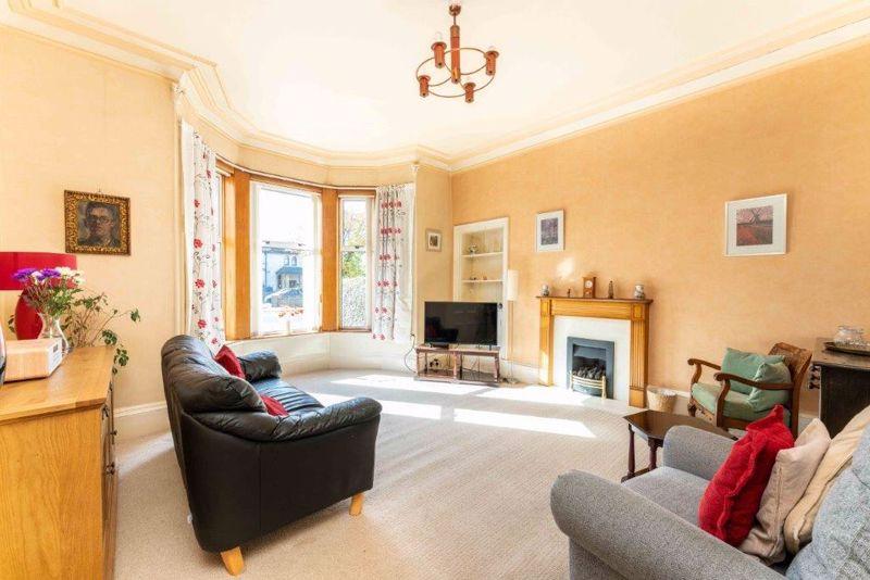 Bo'ness Road, Grangemouth 4 bed semidetached house £215,000