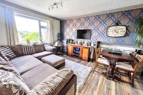 2 bedroom flat for sale, Wayman Road, Corfe Mullen, BH21