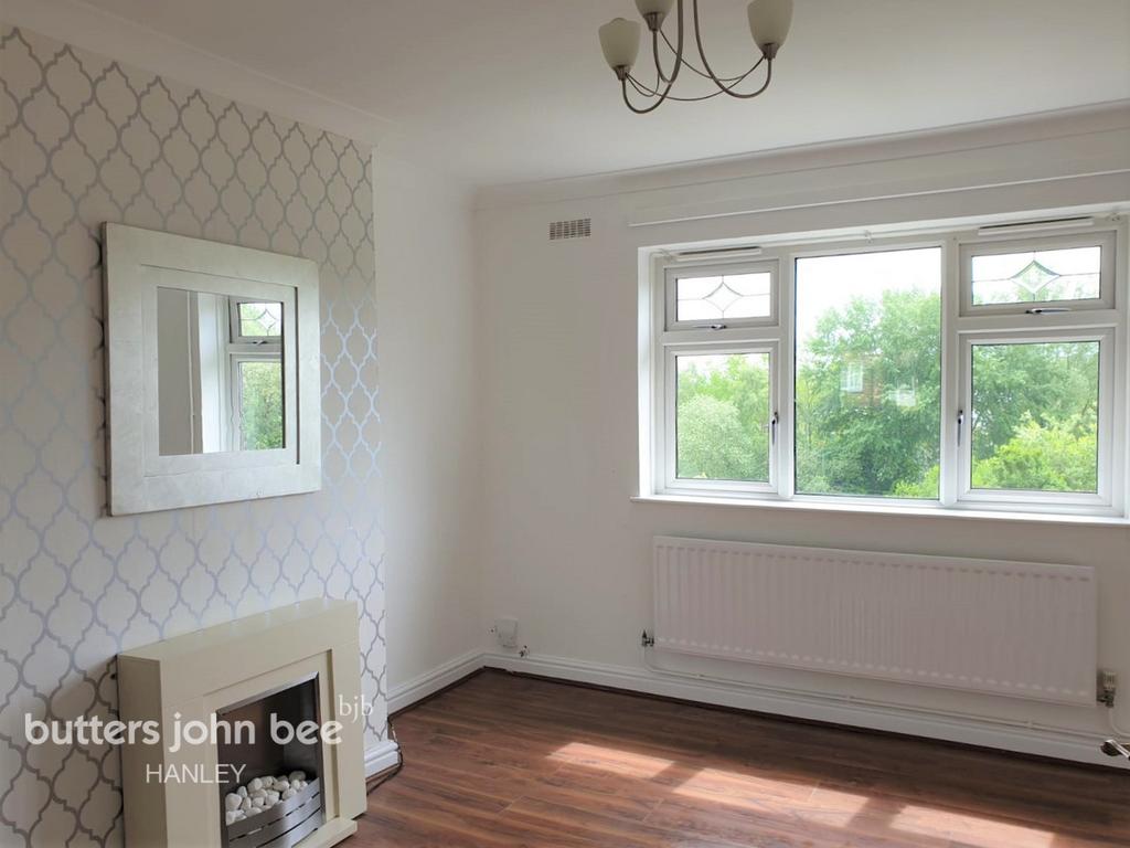 Newford Crescent, Milton, StokeOnTrent ST2 7EQ 2 bed flat £68,000