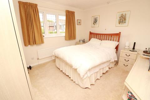 60 Hampden Close, Yate, Bristol, BS37 5UP