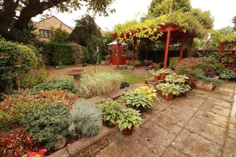 60 Hampden Close, Yate, Bristol, BS37 5UP