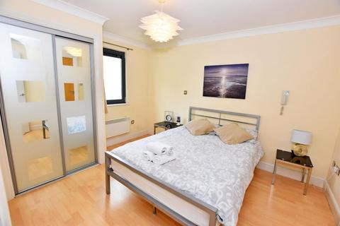 2 bedroom apartment to rent, The Green Apartments, Broadway Plaza,  Ladywood Middleway, Birmingham