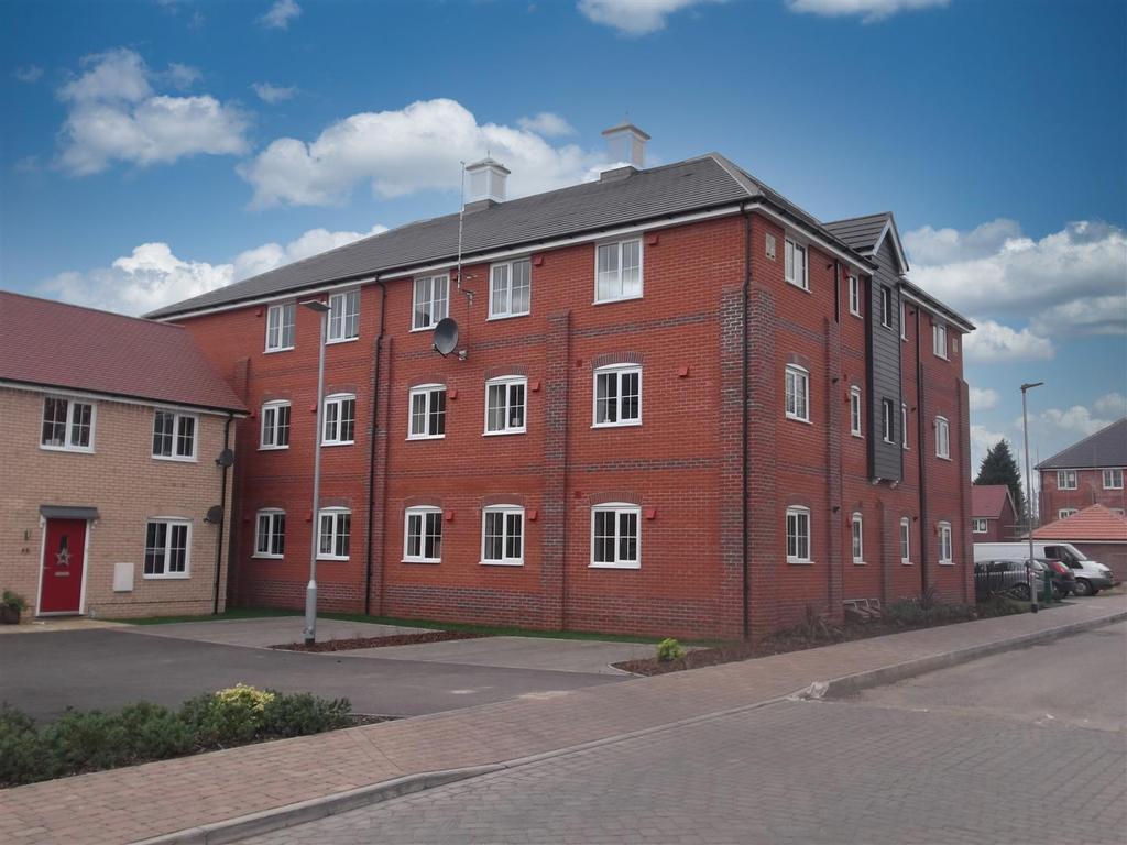 jubilee-crescent-needham-market-2-bed-apartment-725-pcm-167-pw