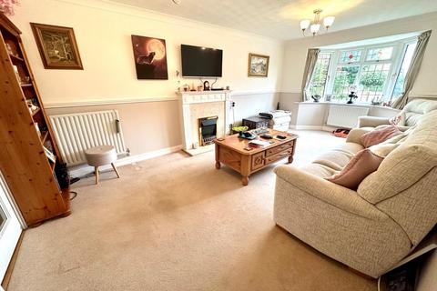 4 bedroom detached house for sale - Wrekin Close, Hunsbury Hill, Northampton NN4
