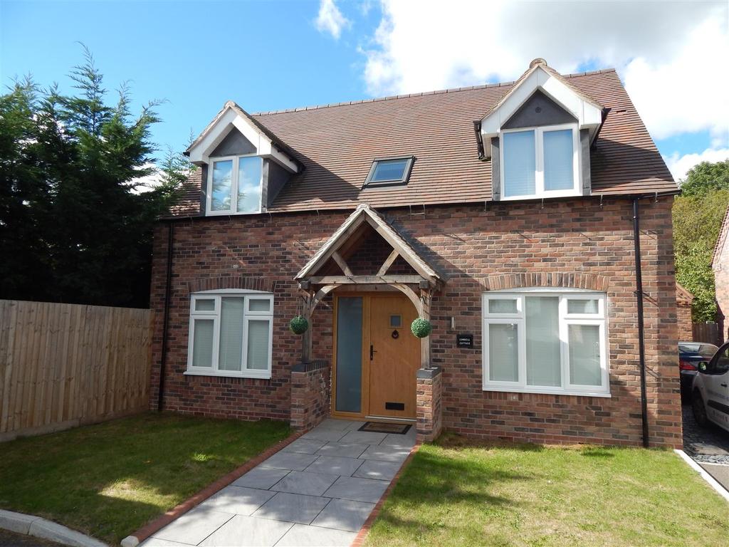 Enfield Road, Hunt End, Redditch 3 bed detached house £1,400 pcm (£