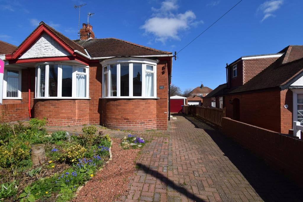 Lambert Road, Bridlington, East Riding of Yorkshire 2 bed semidetached