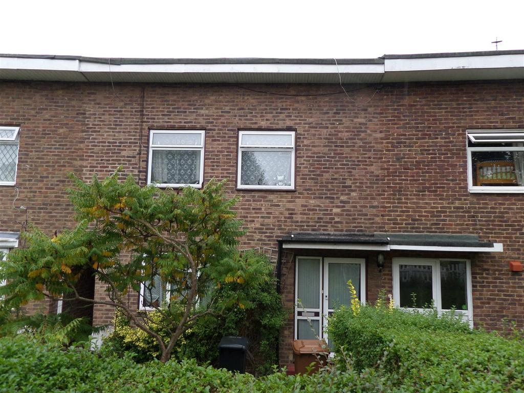 The Pastures, Hatfield 3 bed terraced house £359,950