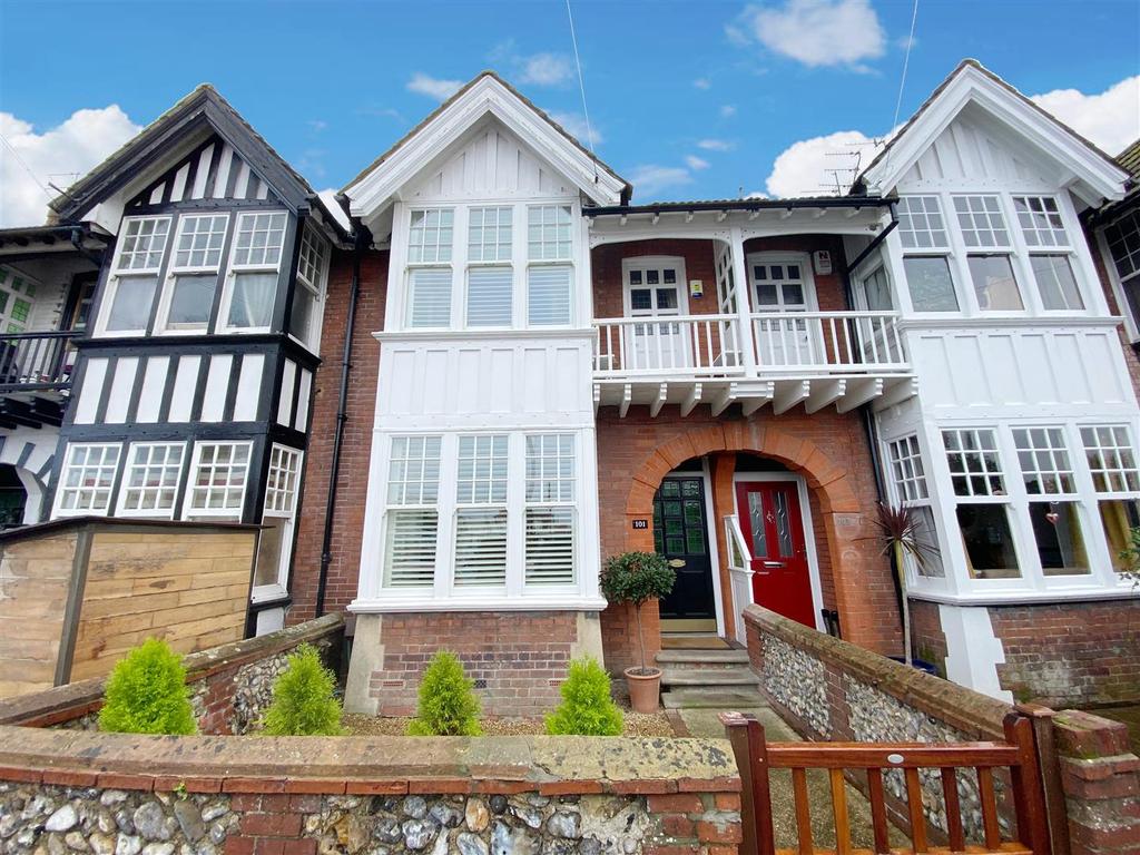 Pavilion Road, Worthing 4 bed terraced house for sale £475,000