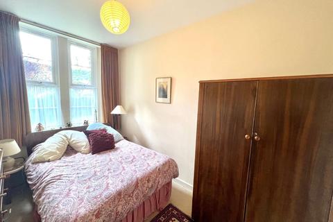 Flat 1, Dursley Court Cedar Drive, Dursley, GL11 4ED