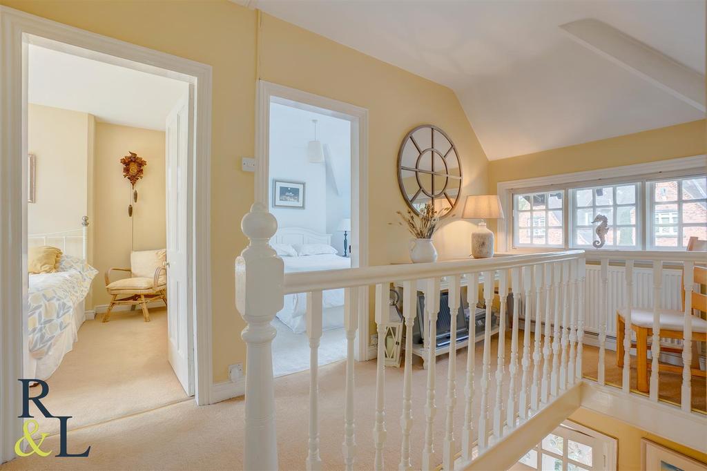 Willow Cottage (16).jpg