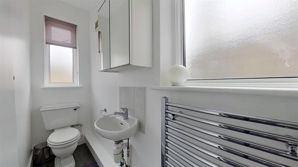 1st-Floor-Garratt-Lane-Earlsfield-SW18-09282022 22