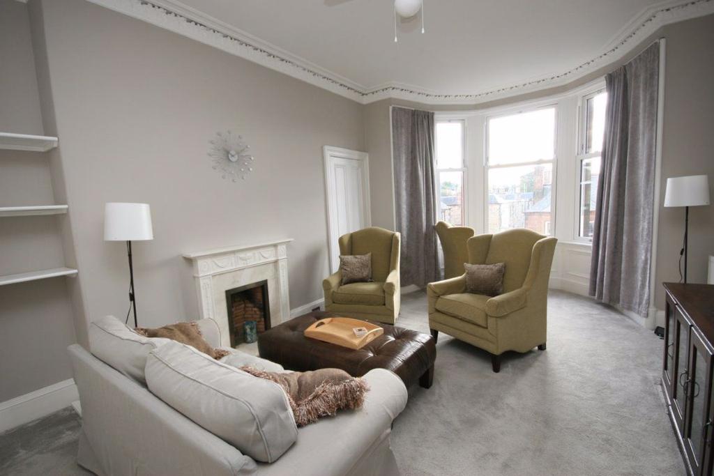 MacDowall Road, Edinburgh 2 bed flat £1,450 pcm (£335 pw)