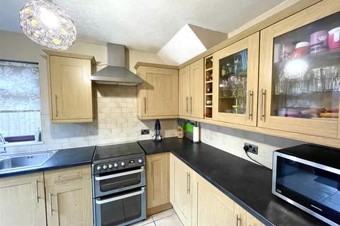 3 bedroom semi-detached house for sale - Heol Cadnawes, Parc Gwernfadog, Morriston, Swansea